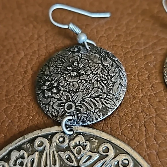 Vintage Large Floral Mandala Metal Circle Festival Dangle Hook Earrings - Picture 4 of 7